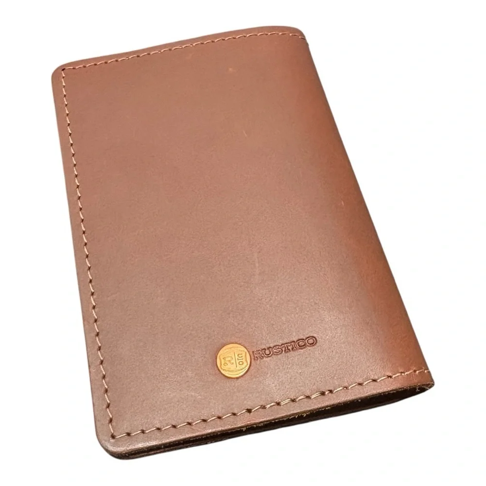 RUSTICO Leather Passport Holder